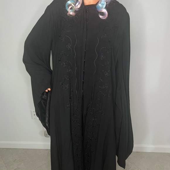 🌟 Enchanted Midnight Cloak | Celtic Hooded Cloak | Renaissance Magic ✨ - Picture 14 of 16